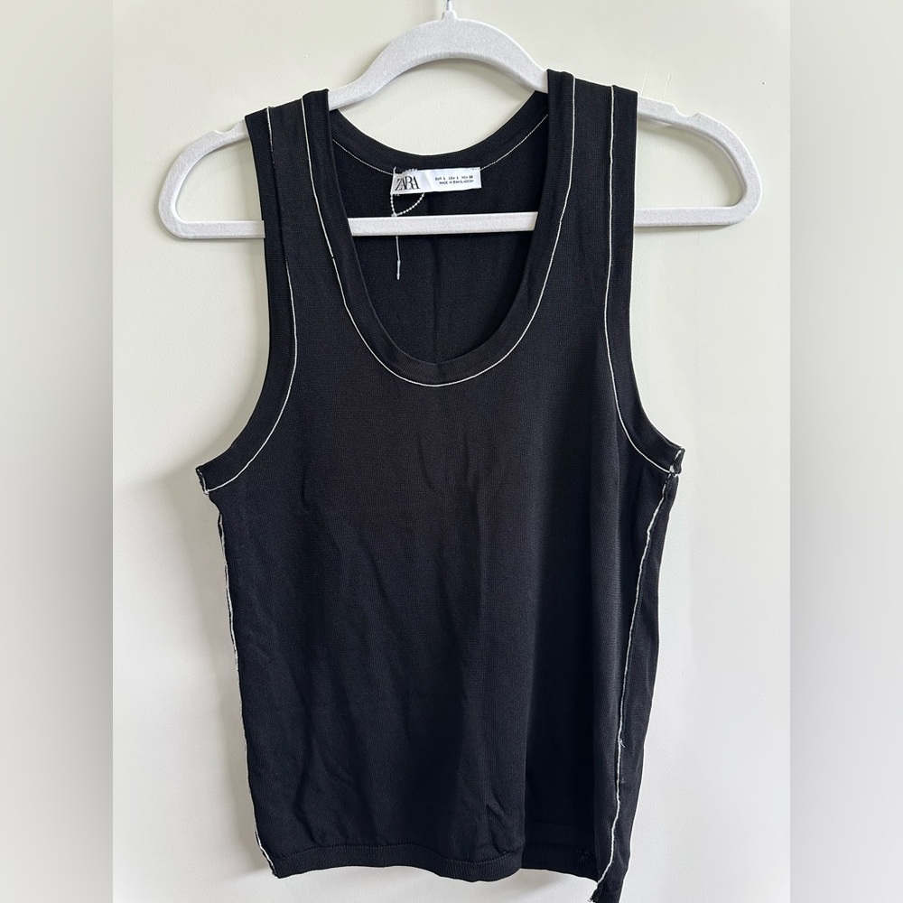 8/$20 Zara Black Fitted Tank Top Large